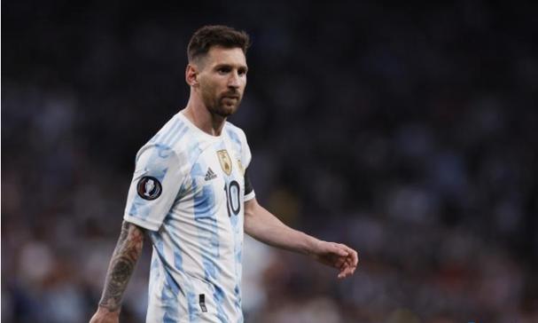 千里馈粮：后勤博弈中的成本守恒与战略远见